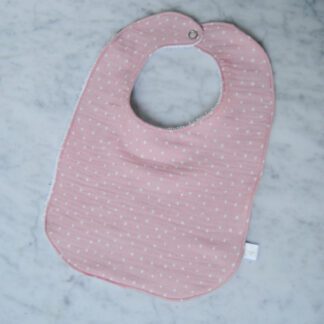 Slabbetje medium - fijne stipjes roze-wit